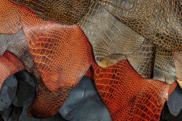 فروشگاه تبریزچرم تبریزچرم ، ارائه دهنده برترین برندهای کیف و کفش چرم تب